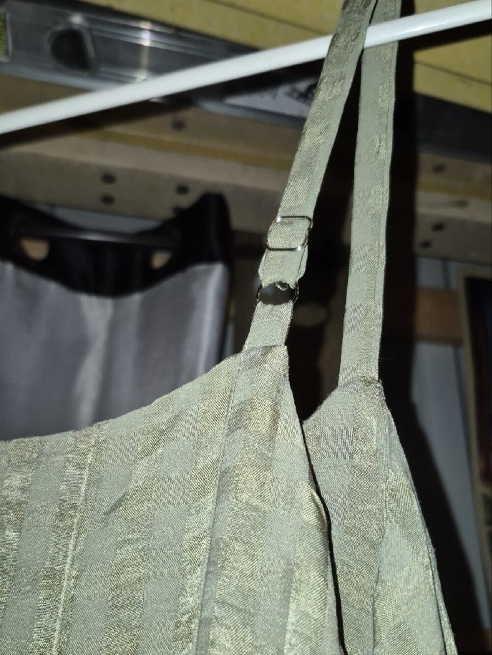 Light Olive Green Wide-Leg Textured Jumpsuit with Adjustable Straps 25 In Inseam - Picture 6 of 8